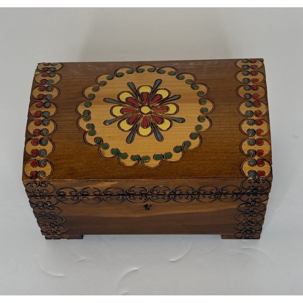 Vintage Polish Pyrography Wooden Box Folk Art Trunk Keepsake Chest 1981 Poland - Picture 2 of 15